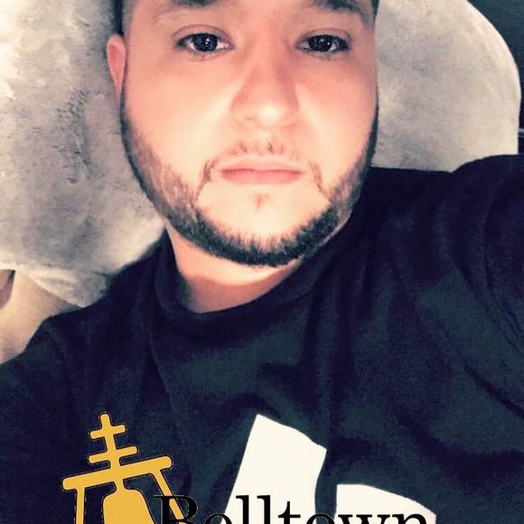 Meet your Posher, Javier - Picture 1 of 1